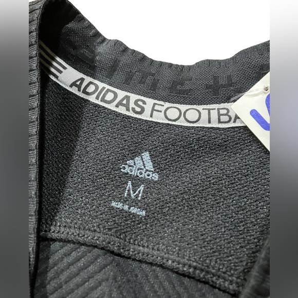 Adidas Football Shirt Mens Size Medium Black Football Compression New MSRP $80 - Picture 2 of 6